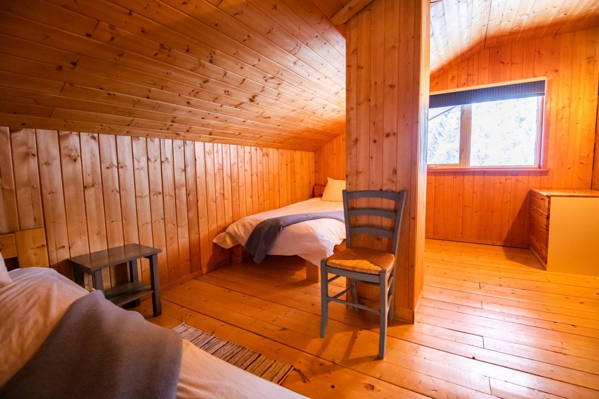 Little Atlin Lodge Tagish Extérieur photo